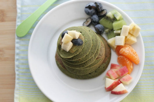Celebrate St. Patrick’s Day with Sweet Spinach Banana Pancakes