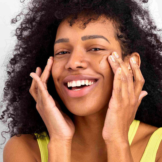 woman wearing honest ccc tinted moisturizer