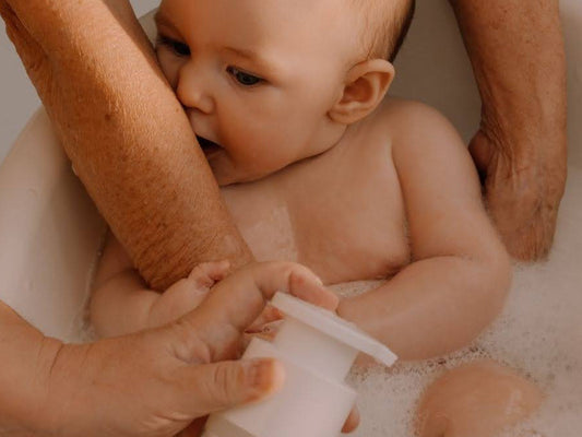How to Bathe a Newborn: Tips for Baby’s First Bath