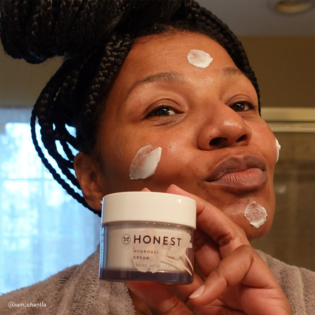 Honest gel to  milk cleanser